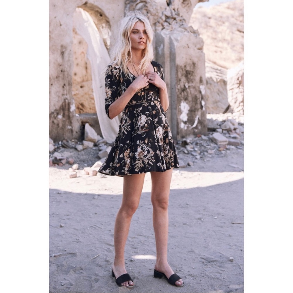 SPELL & THE GYPSY | Rosa 90’s dress - Picture 3 of 5
